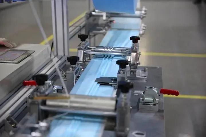 是跨界演繹,還是實力展現?利歐宣布口罩生產線投產,日產能100萬只- 是跨界演繹,還是實力展現?利歐宣布口罩生產線投產,日產能100萬只-
