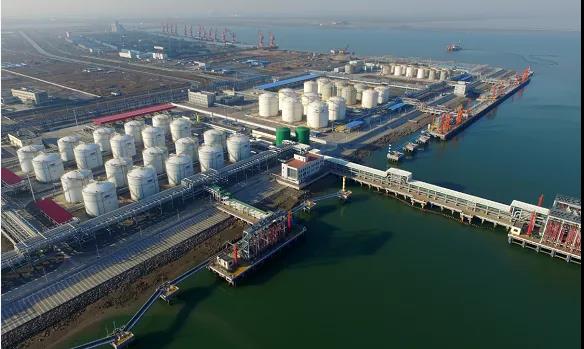 多個(gè)百億級(jí)超大項(xiàng)目按下快進(jìn)鍵，天津南港工業(yè)區(qū)唱響春天進(jìn)行曲-